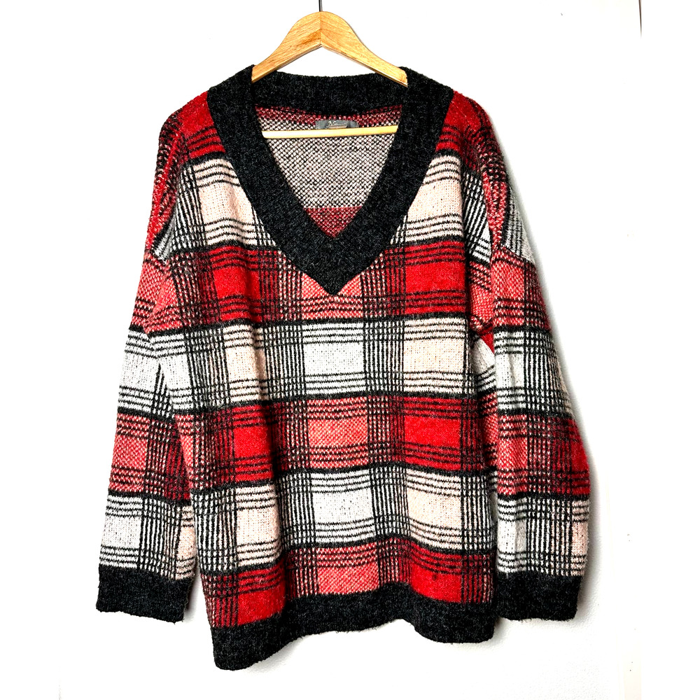 Natural Reflections V Neck Plaid Black Red Sweater sz L
